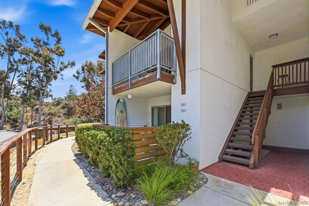1740 S El Camino Real, #J201, Encinitas, CA 92024 1740 S El Camino Real, #J201, Encinitas, CA 92024