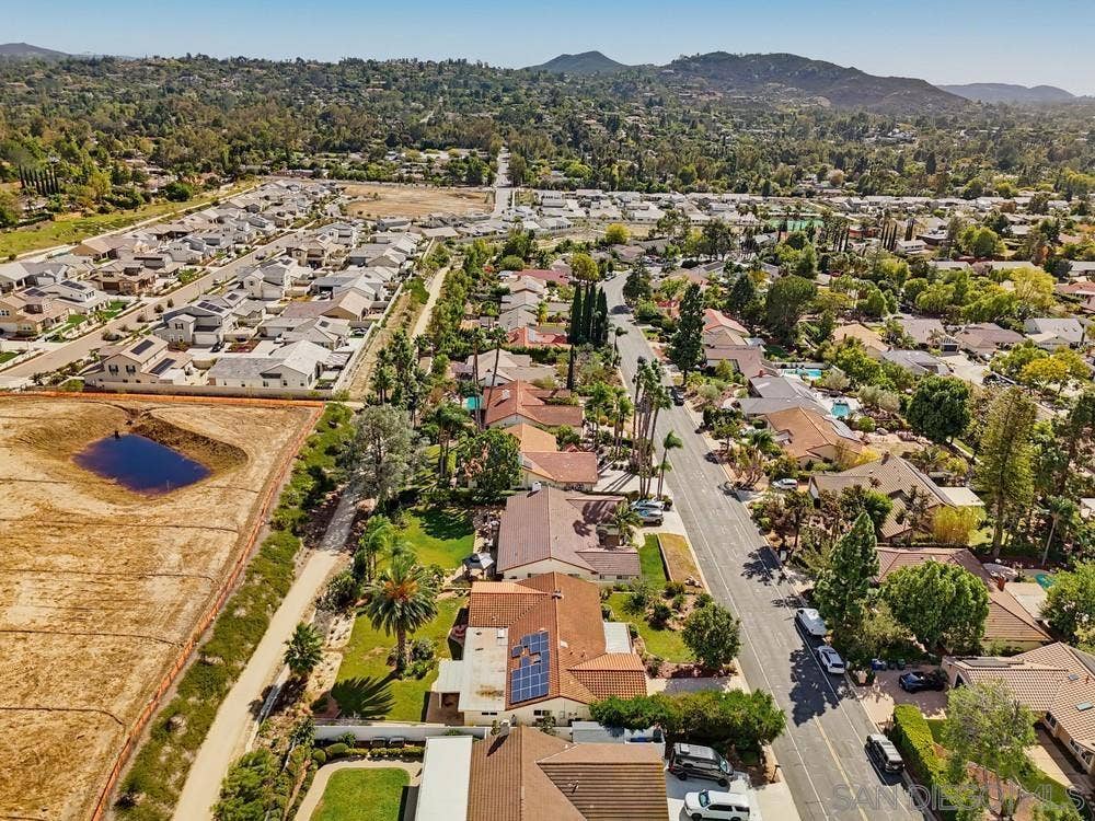 17253 Saint Andrews Drive, Poway, CA 92064 17253 Saint Andrews Drive, Poway, CA 92064