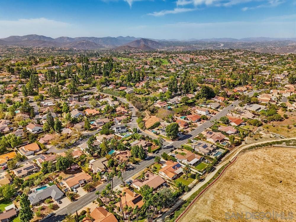17253 Saint Andrews Drive, Poway, CA 92064 17253 Saint Andrews Drive, Poway, CA 92064
