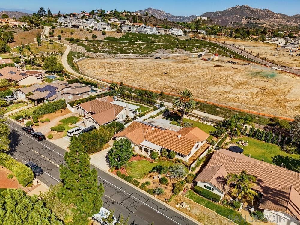 17253 Saint Andrews Drive, Poway, CA 92064 17253 Saint Andrews Drive, Poway, CA 92064
