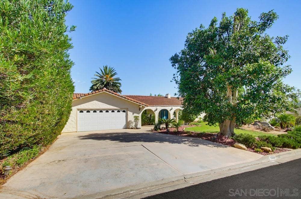 17253 Saint Andrews Drive, Poway, CA 92064 17253 Saint Andrews Drive, Poway, CA 92064