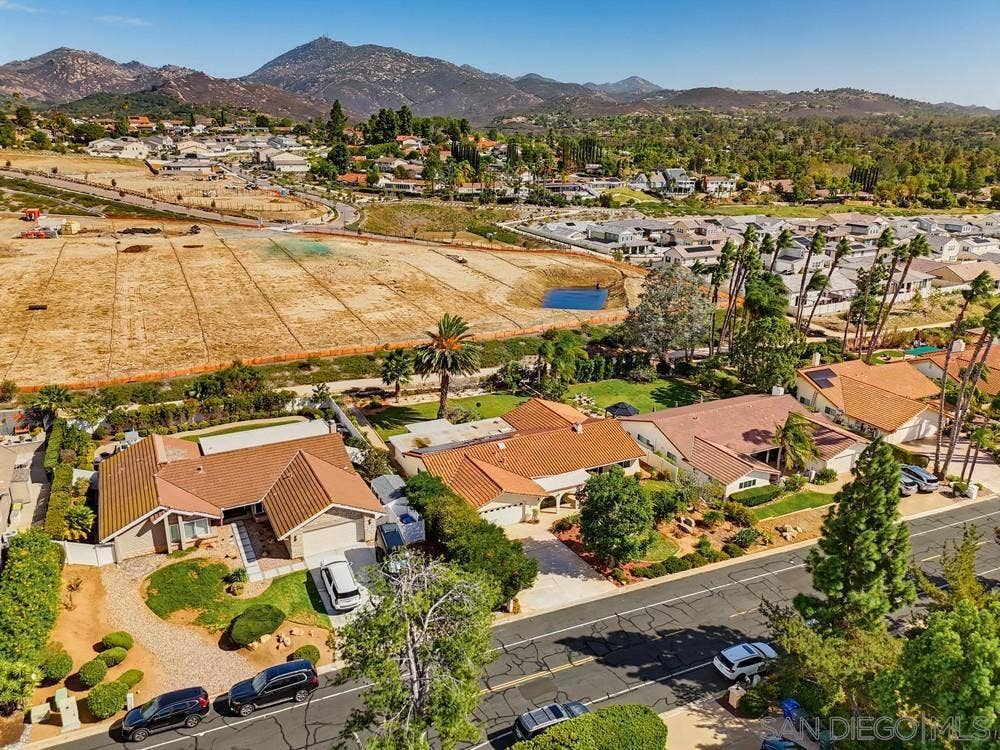 17253 Saint Andrews Drive, Poway, CA 92064 17253 Saint Andrews Drive, Poway, CA 92064