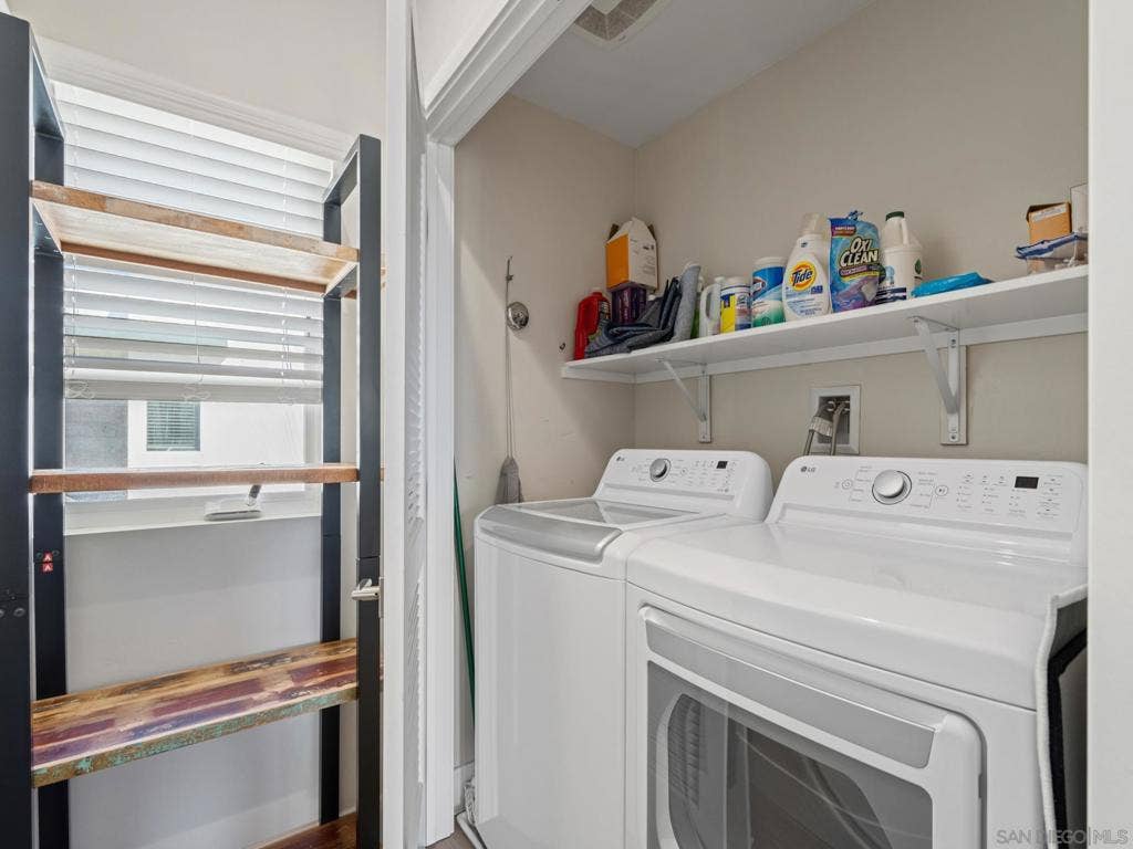 1952 Hornblend St, #6, San Diego, CA 92109