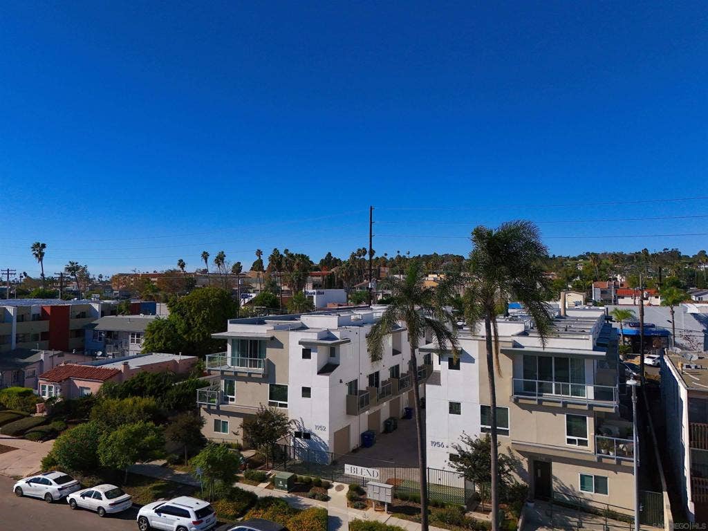 1952 Hornblend St, #6, San Diego, CA 92109