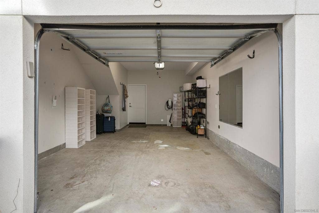 1952 Hornblend St, #6, San Diego, CA 92109