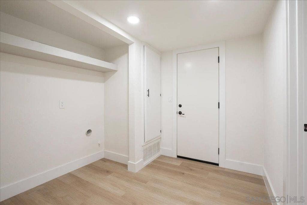 6268 Lance Place, San Diego, CA 92120 6268 Lance Place, San Diego, CA 92120