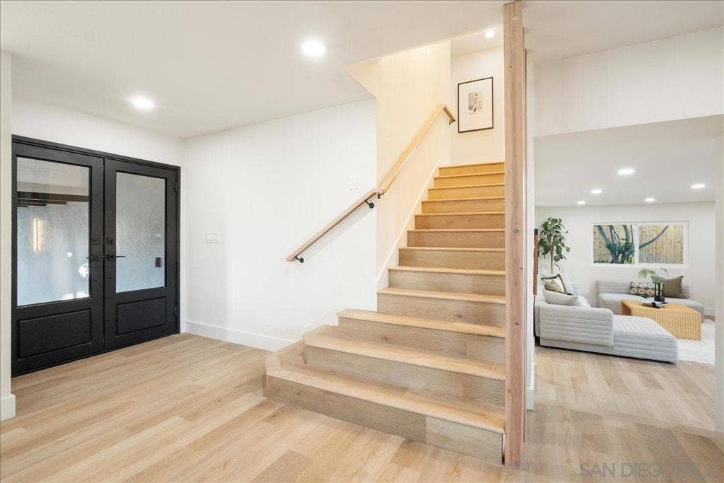 6268 Lance Place, San Diego, CA 92120 6268 Lance Place, San Diego, CA 92120