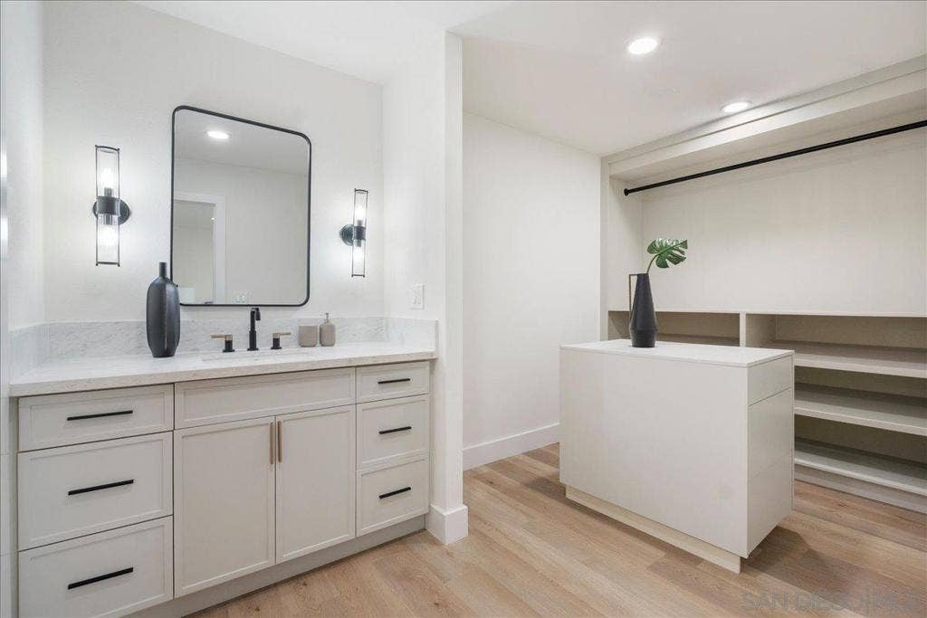 6268 Lance Place, San Diego, CA 92120 6268 Lance Place, San Diego, CA 92120