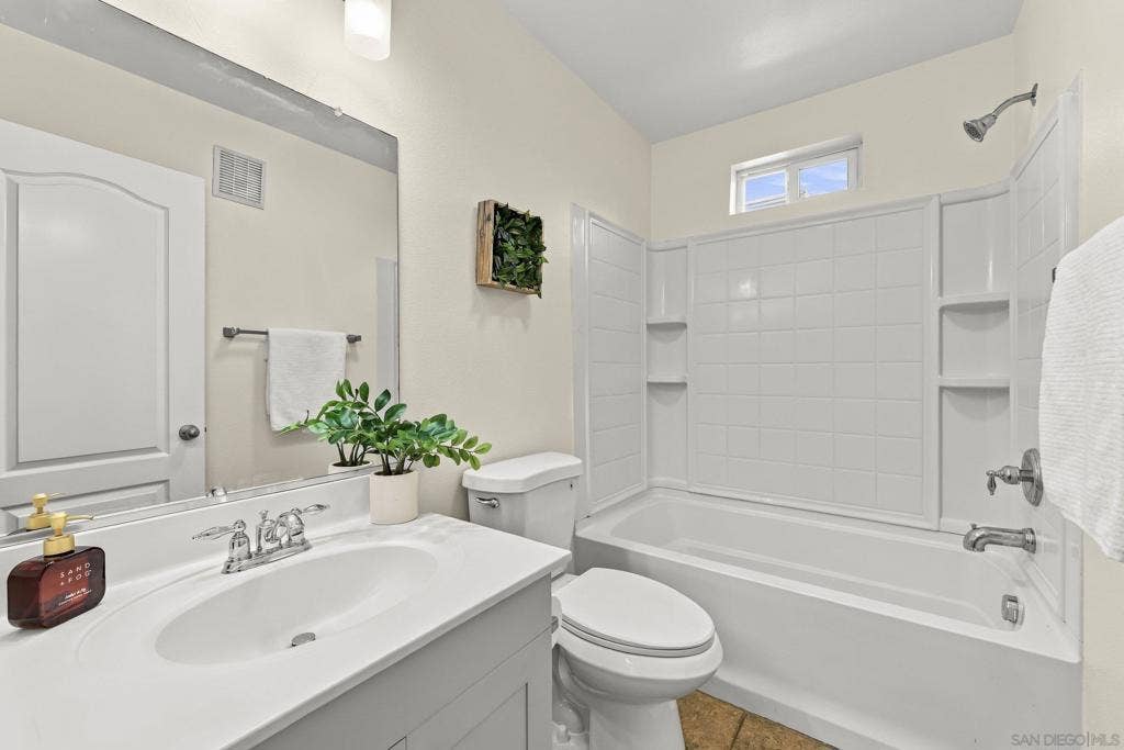 3531 Sandcastle Ln, San Diego, CA 92110 3531 Sandcastle Ln, San Diego, CA 92110