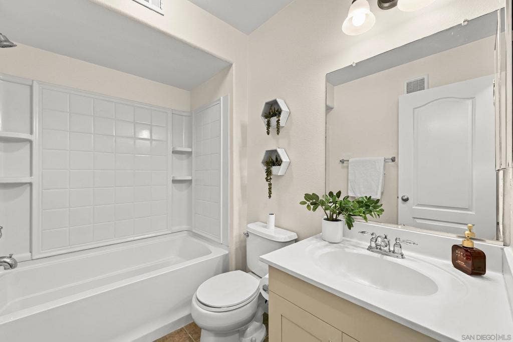3531 Sandcastle Ln, San Diego, CA 92110 3531 Sandcastle Ln, San Diego, CA 92110