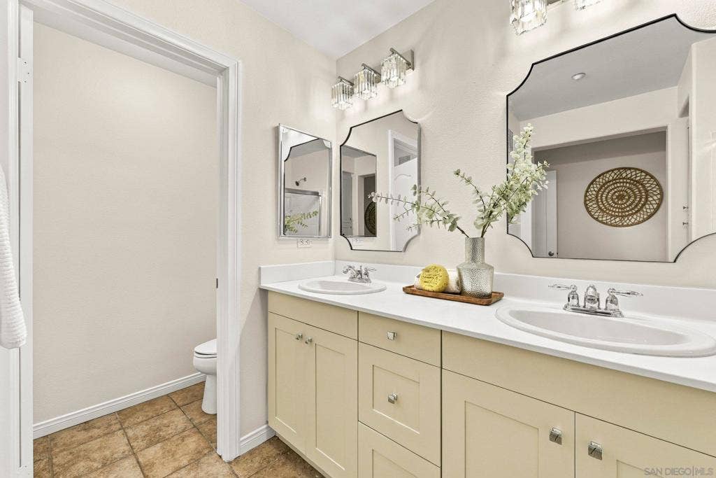 3531 Sandcastle Ln, San Diego, CA 92110 3531 Sandcastle Ln, San Diego, CA 92110
