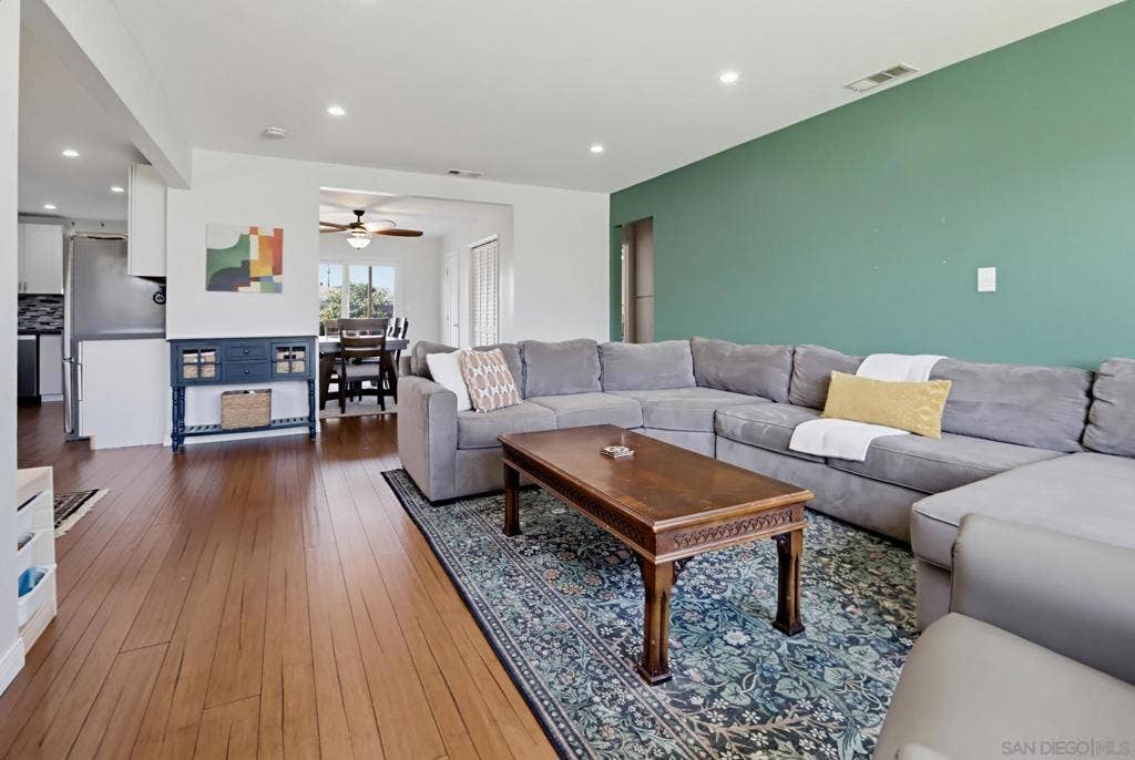 1166 16th, San Diego, CA 92154 1166 16th, San Diego, CA 92154