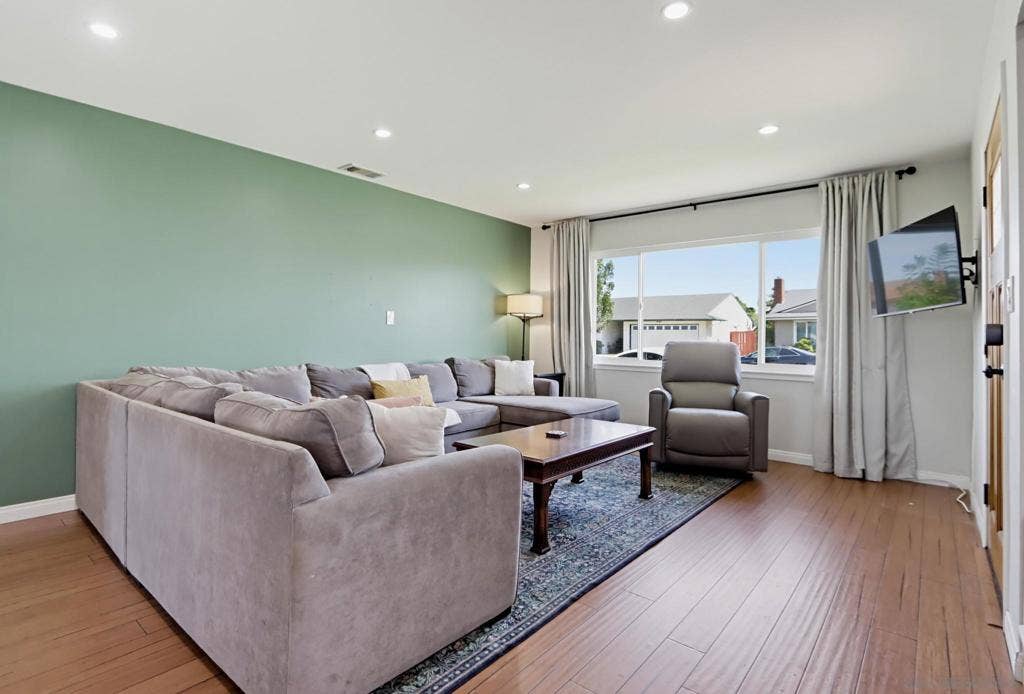 1166 16th, San Diego, CA 92154 1166 16th, San Diego, CA 92154