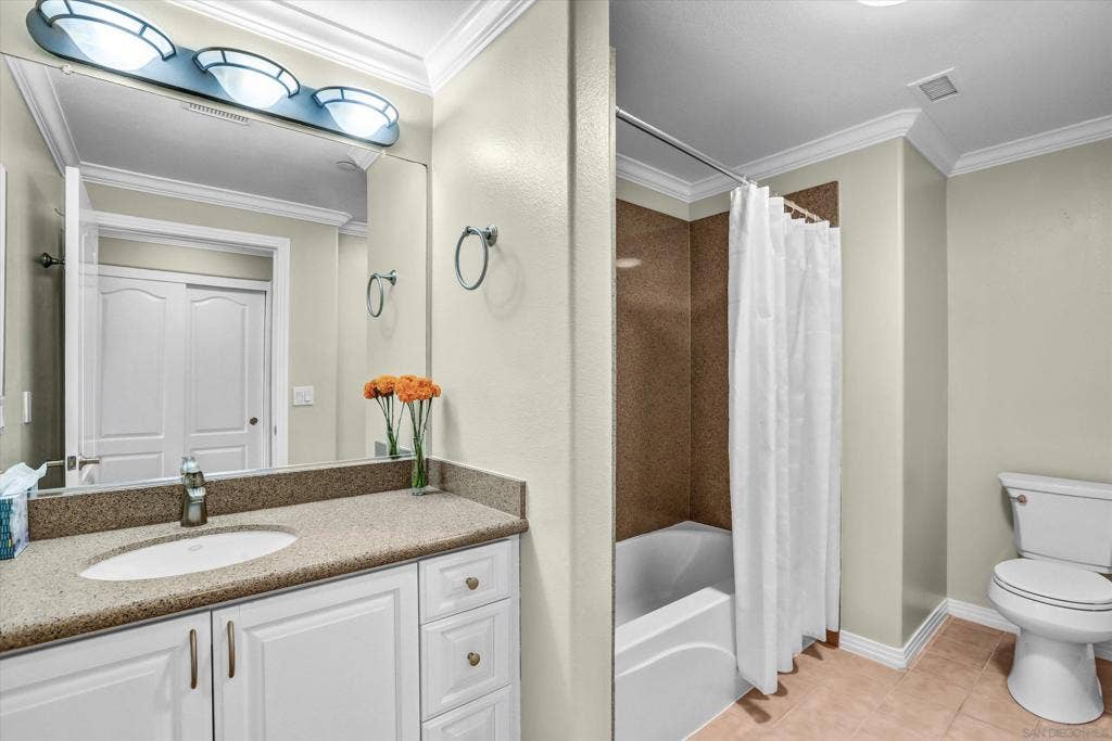 8233 Station Village Ln, #2414, San Diego, CA 92108 Bathroom