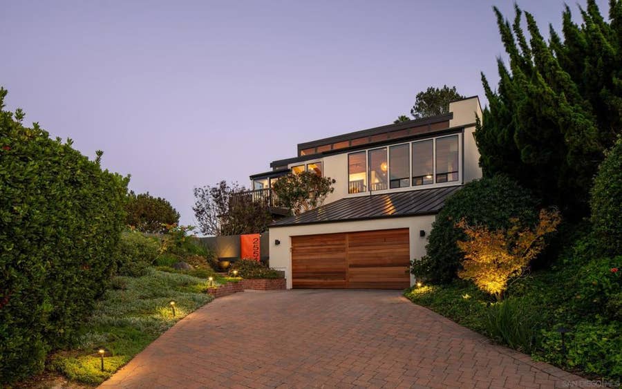 Property photo for 2551 Via Viesta, La Jolla, CA
