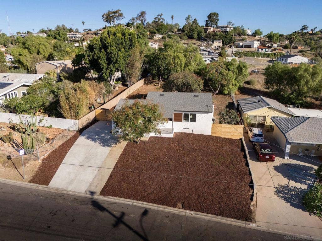 6344 WUNDERLIN AVE, San Diego, CA 92114 6344 WUNDERLIN AVE, San Diego, CA 92114
