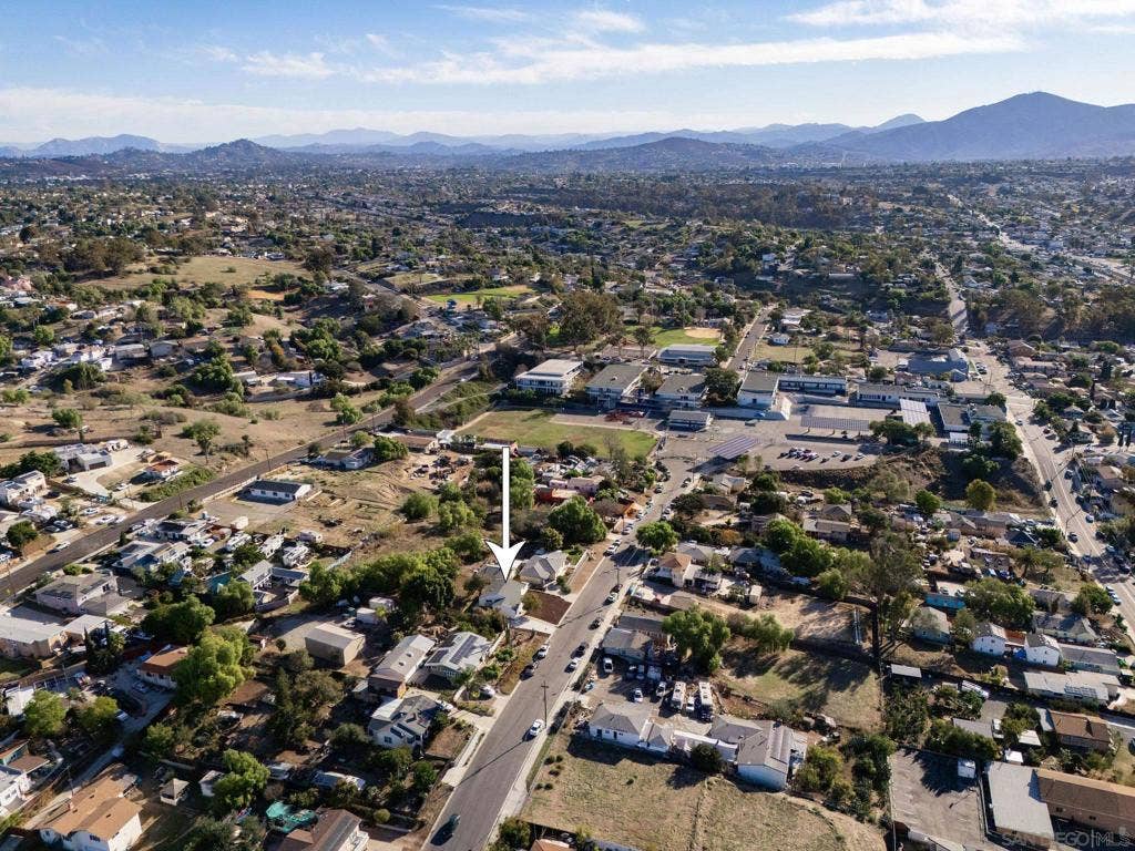 6344 WUNDERLIN AVE, San Diego, CA 92114 6344 WUNDERLIN AVE, San Diego, CA 92114