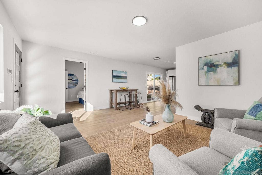 6344 WUNDERLIN AVE, San Diego, CA 92114 6344 WUNDERLIN AVE, San Diego, CA 92114