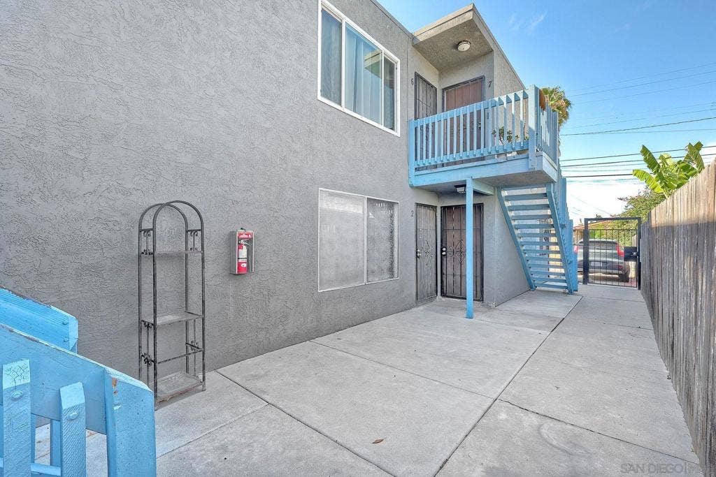 4230 Copeland Avenue, Unit #6, San Diego, CA 92105 4230 Copeland Avenue, Unit #6, San Diego, CA 92105