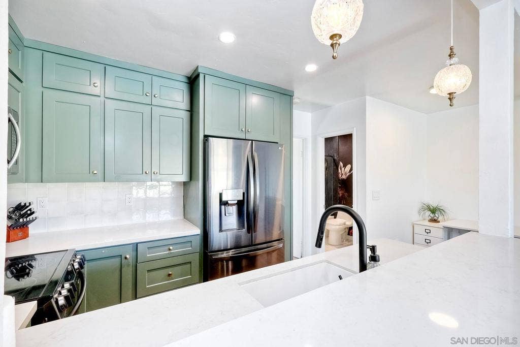 4230 Copeland Avenue, Unit #6, San Diego, CA 92105 4230 Copeland Avenue, Unit #6, San Diego, CA 92105
