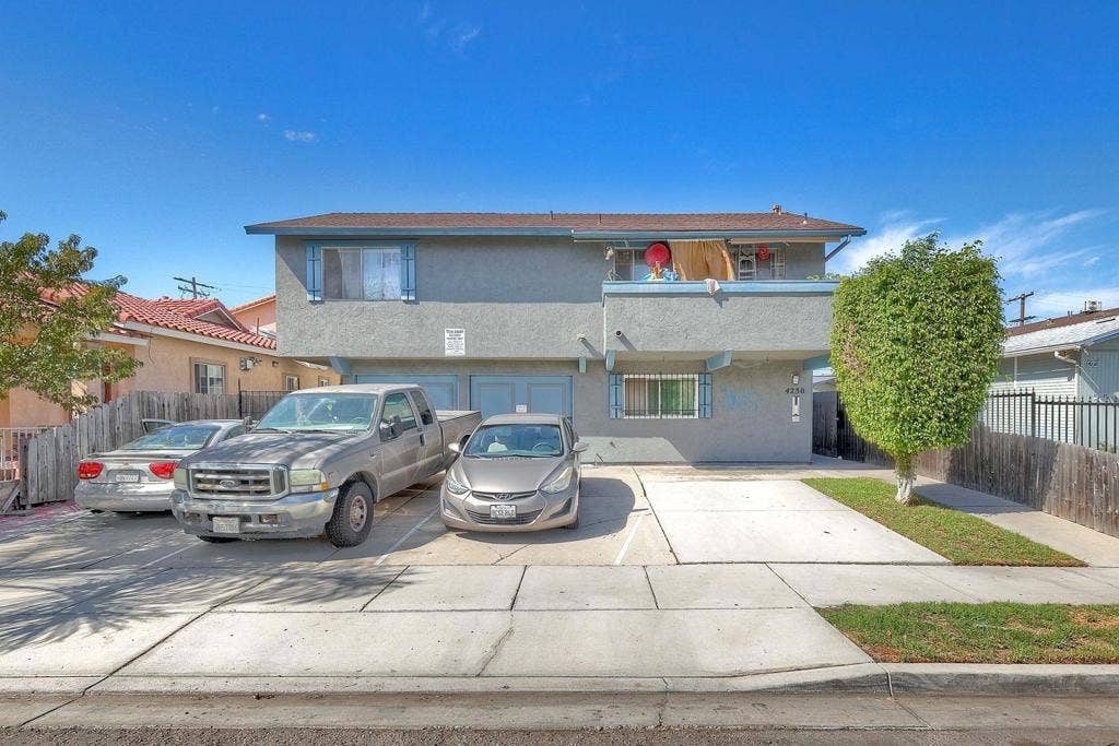 4230 Copeland Avenue, Unit #6, San Diego, CA 92105 4230 Copeland Avenue, Unit #6, San Diego, CA 92105
