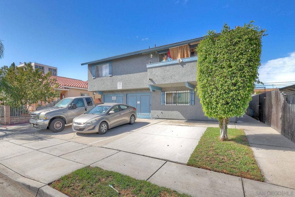 4230 Copeland Avenue, Unit #6, San Diego, CA 92105 4230 Copeland Avenue, Unit #6, San Diego, CA 92105