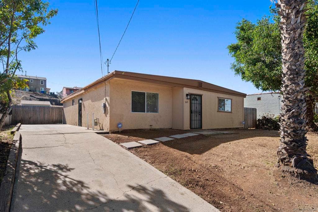 5415 Lenox Dr., San Diego, CA 92114 5415 Lenox Dr., San Diego, CA 92114