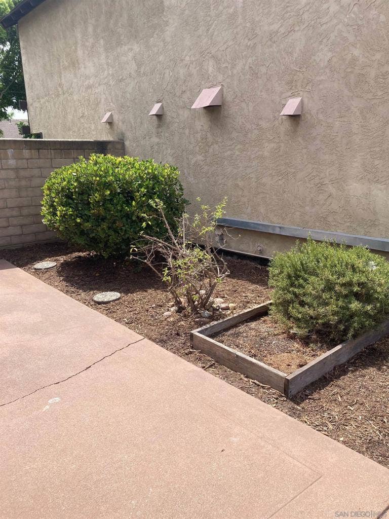 5071 Abuela, San Diego, CA 92124 5071 Abuela, San Diego, CA 92124