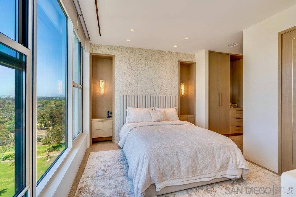 2500 Sixth Ave, #Penthouse 4, San Diego, CA 92103 2500 Sixth Ave, #Penthouse 4, San Diego, CA 92103