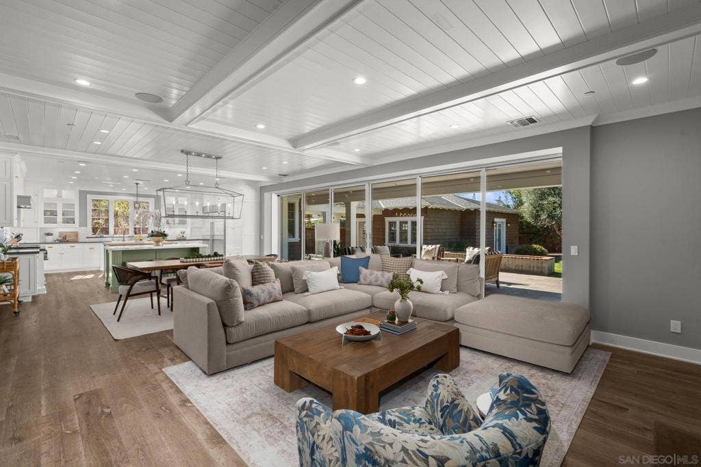 750 Country Club Ln, Coronado, CA 92118 750 Country Club Ln, Coronado, CA 92118