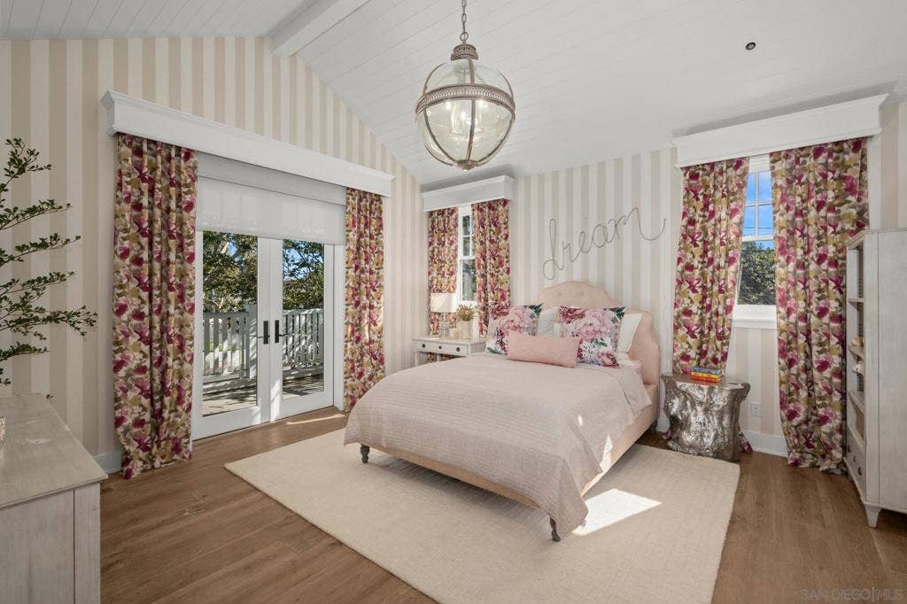 750 Country Club Ln, Coronado, CA 92118 750 Country Club Ln, Coronado, CA 92118
