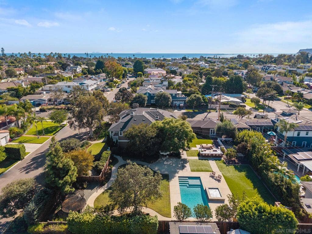 750 Country Club Ln, Coronado, CA 92118 750 Country Club Ln, Coronado, CA 92118