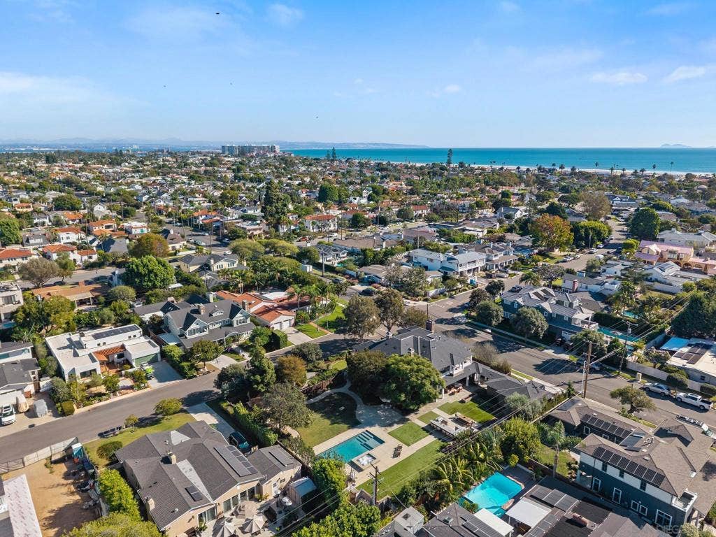 750 Country Club Ln, Coronado, CA 92118 750 Country Club Ln, Coronado, CA 92118
