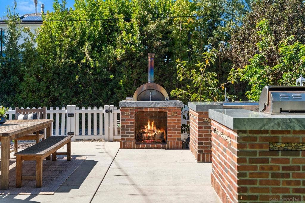 750 Country Club Ln, Coronado, CA 92118 750 Country Club Ln, Coronado, CA 92118