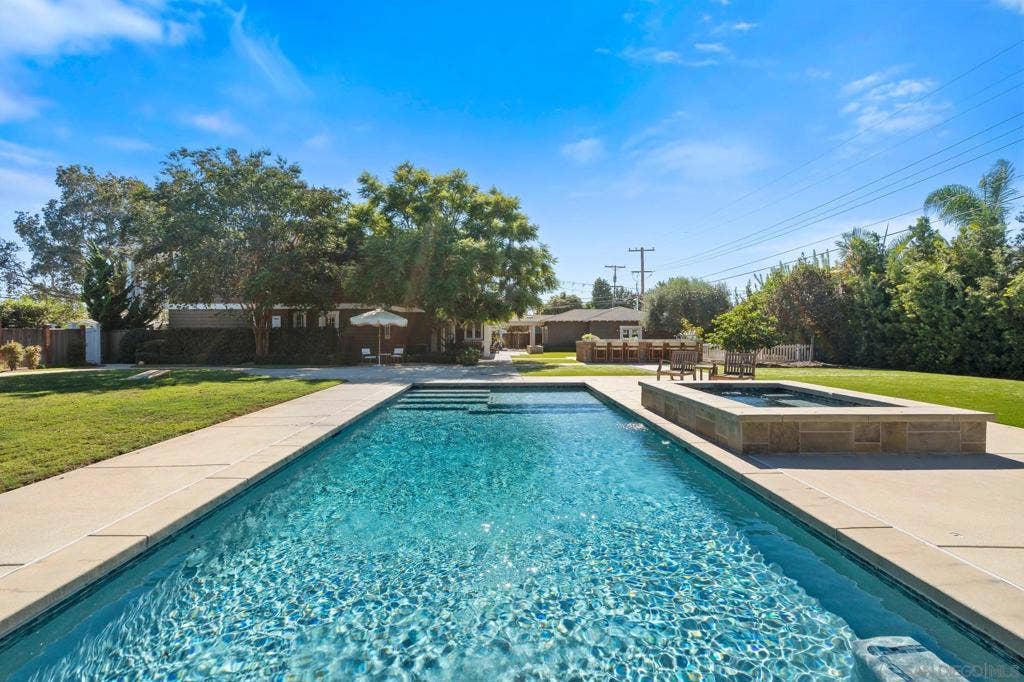 750 Country Club Ln, Coronado, CA 92118 750 Country Club Ln, Coronado, CA 92118