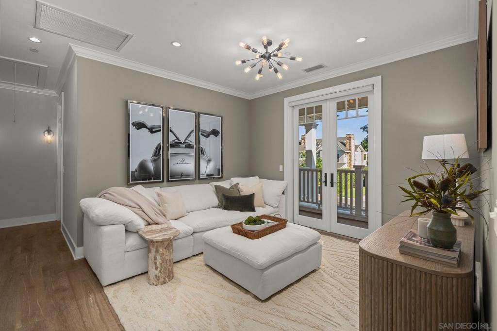 750 Country Club Ln, Coronado, CA 92118 750 Country Club Ln, Coronado, CA 92118