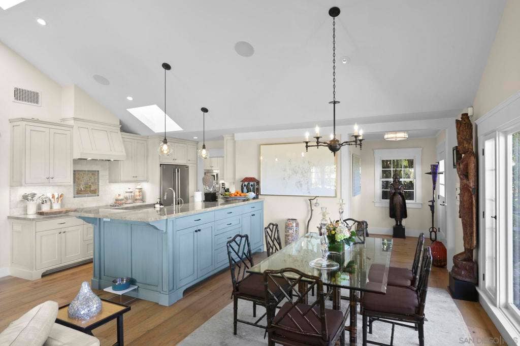 1437 Virginia Way, La Jolla, CA 92037 1437 Virginia Way, La Jolla, CA 92037