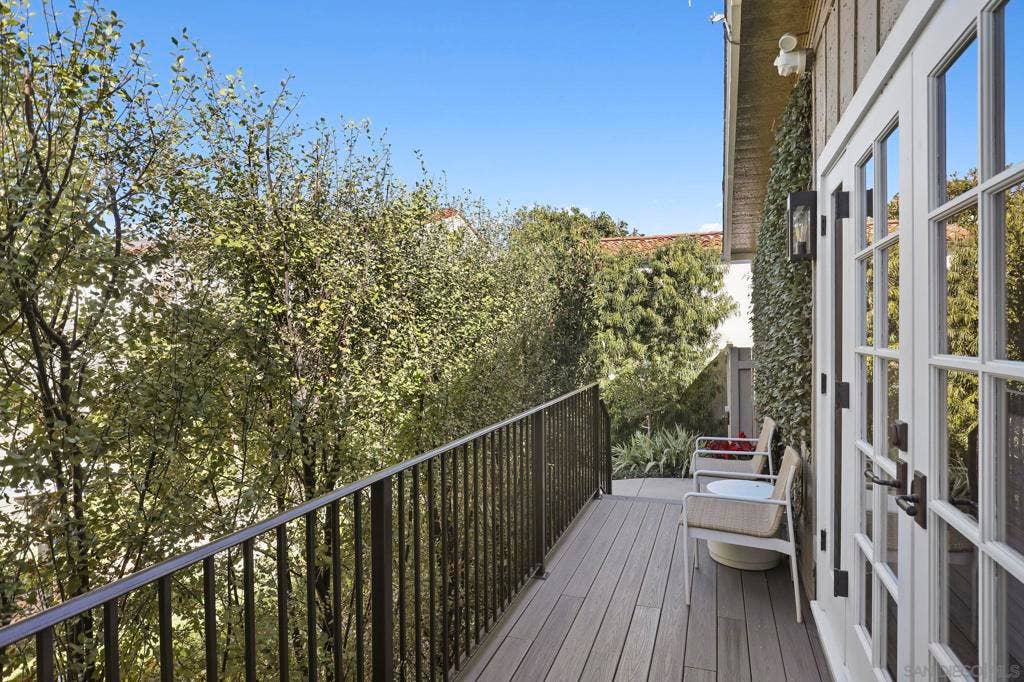 1437 Virginia Way, La Jolla, CA 92037 1437 Virginia Way, La Jolla, CA 92037