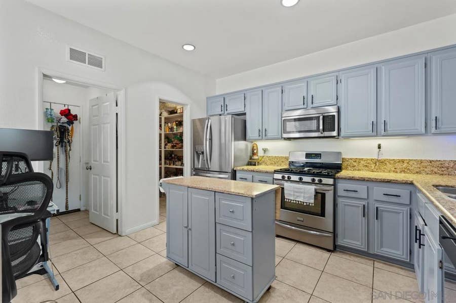 Property photo for 6373 Avenida De Las Vistas, #3, San Diego, CA
