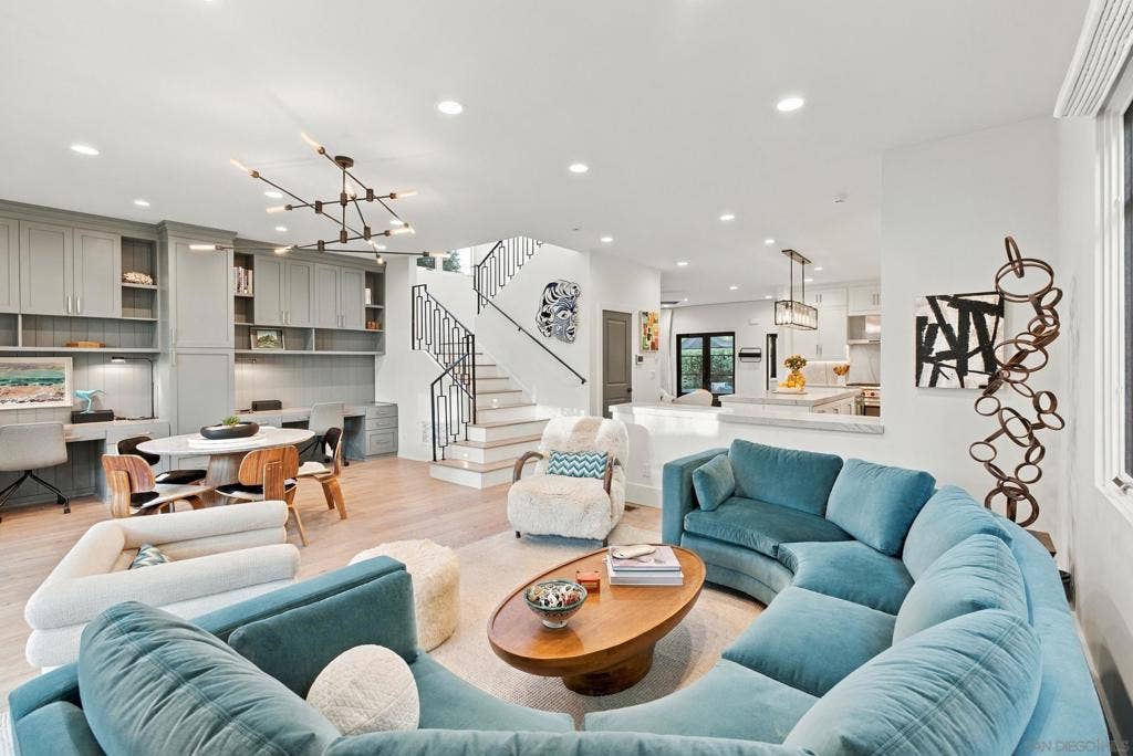 5518 Bellevue Ave, La Jolla, CA 92037 5518 Bellevue Ave, La Jolla, CA 92037