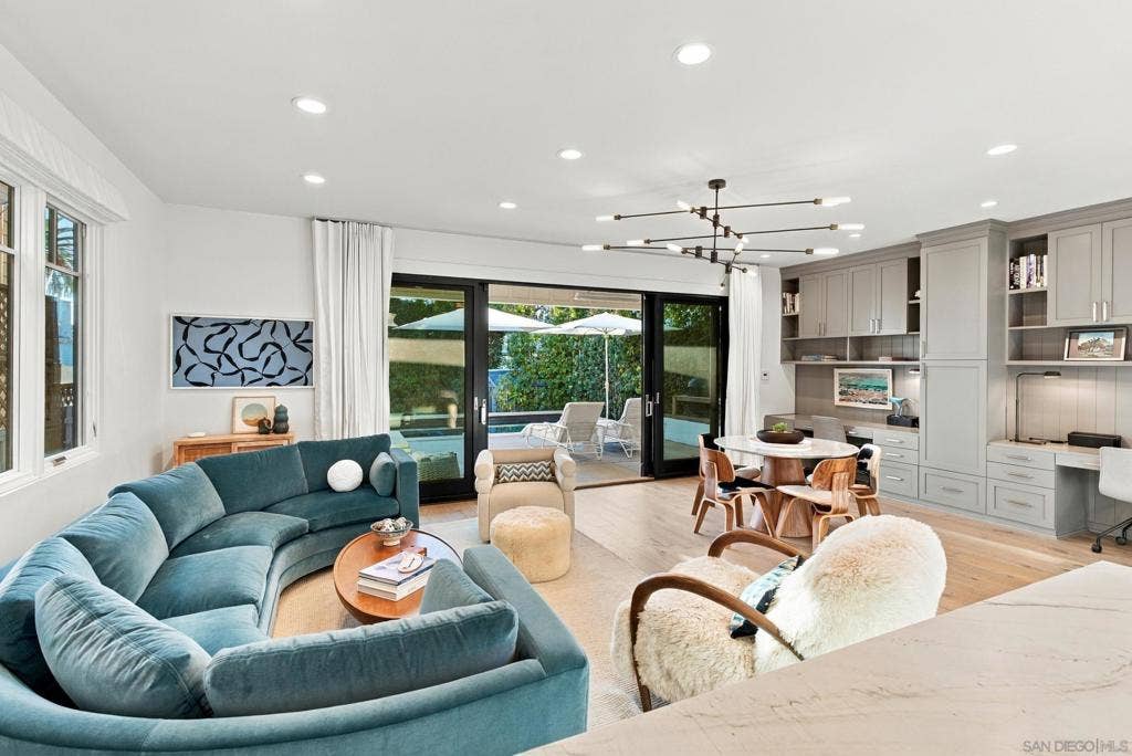 5518 Bellevue Ave, La Jolla, CA 92037 5518 Bellevue Ave, La Jolla, CA 92037