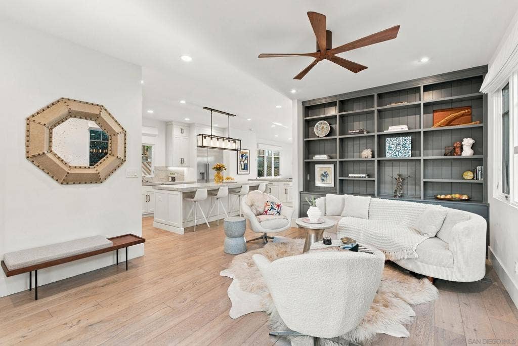 5518 Bellevue Ave, La Jolla, CA 92037 5518 Bellevue Ave, La Jolla, CA 92037