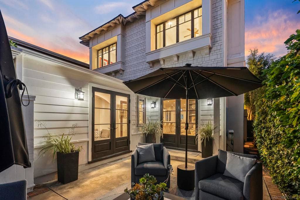 5518 Bellevue Ave, La Jolla, CA 92037 5518 Bellevue Ave, La Jolla, CA 92037