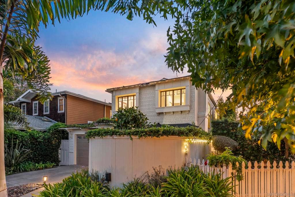 5518 Bellevue Ave, La Jolla, CA 92037 5518 Bellevue Ave, La Jolla, CA 92037