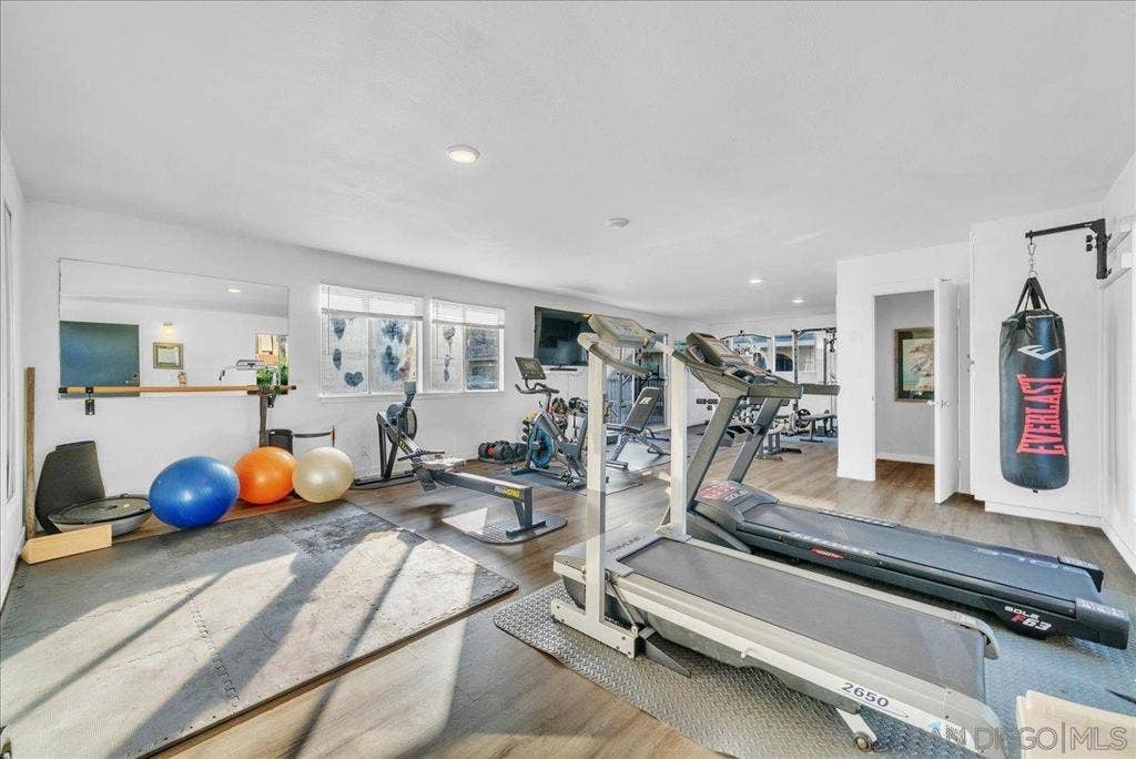 4747 Marina, #22, Carlsbad, CA 92008 4747 Marina, #22, Carlsbad, CA 92008