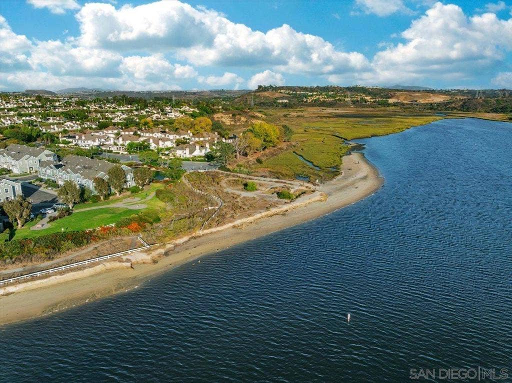 4747 Marina, #22, Carlsbad, CA 92008 4747 Marina, #22, Carlsbad, CA 92008