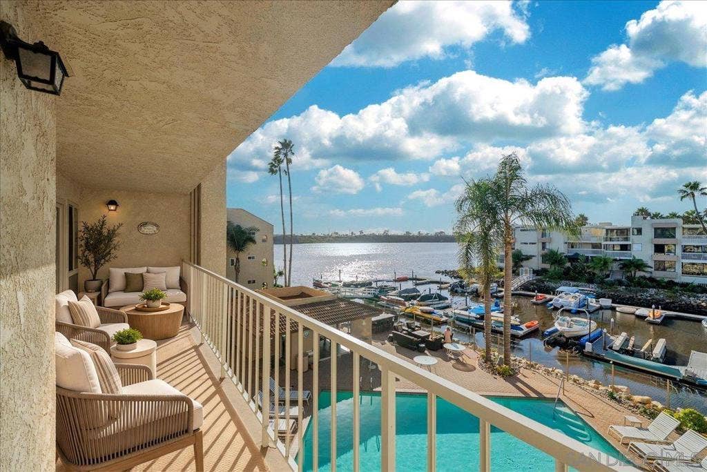 4747 Marina, #22, Carlsbad, CA 92008 4747 Marina, #22, Carlsbad, CA 92008