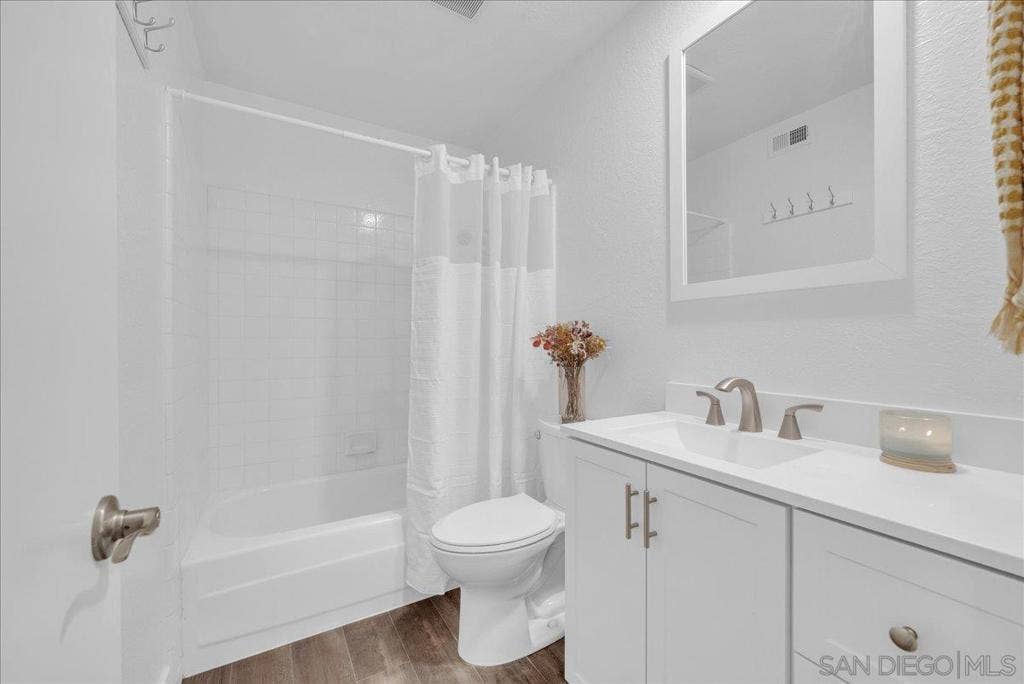 4747 Marina, #22, Carlsbad, CA 92008 4747 Marina, #22, Carlsbad, CA 92008