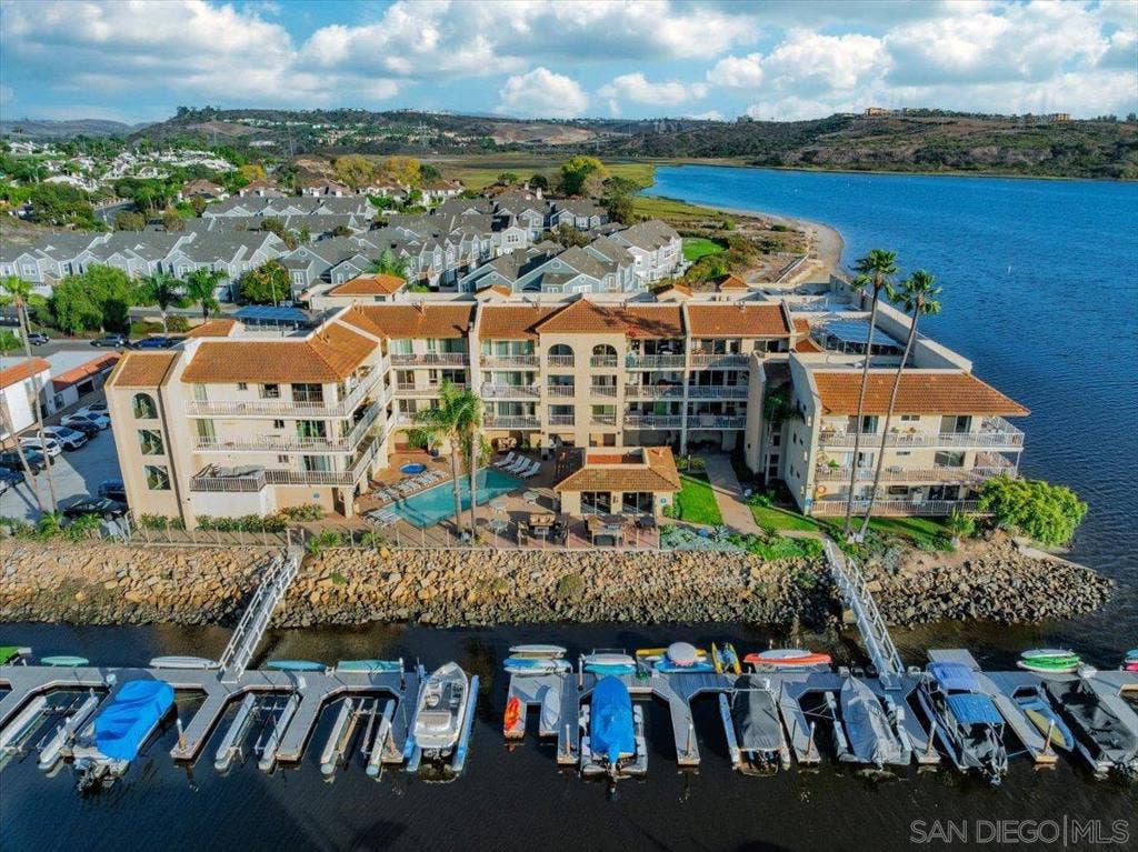 4747 Marina, #22, Carlsbad, CA 92008 4747 Marina, #22, Carlsbad, CA 92008