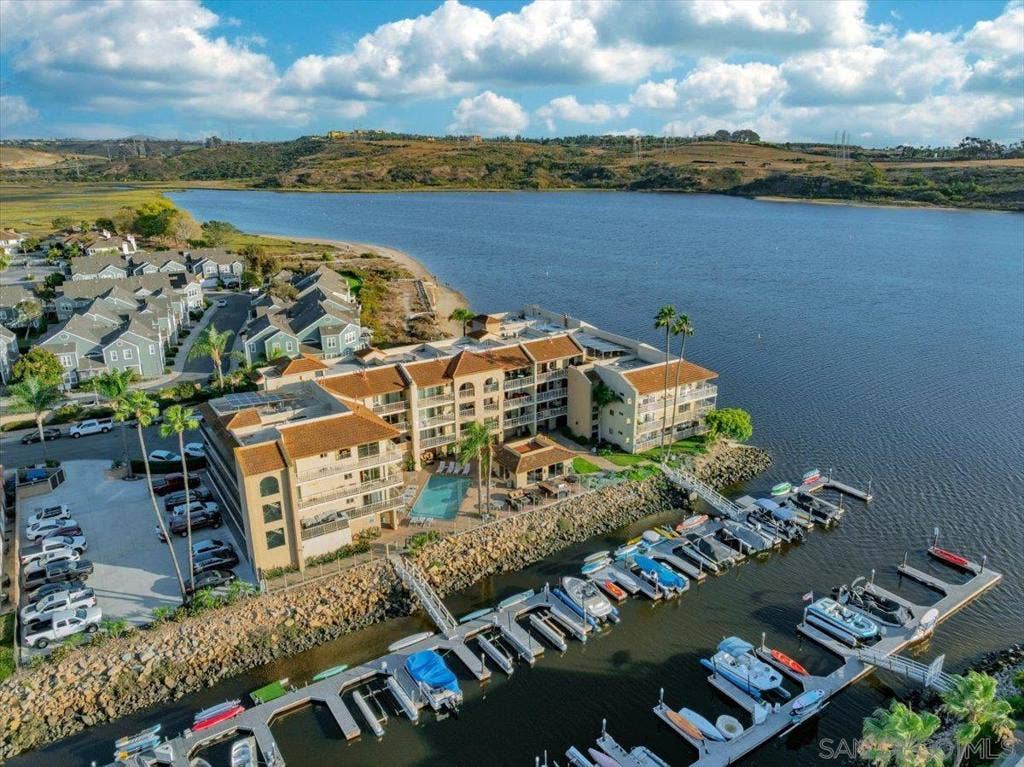 4747 Marina, #22, Carlsbad, CA 92008 4747 Marina, #22, Carlsbad, CA 92008